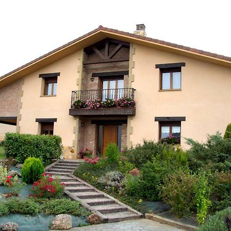 El Chalet Del Golf Urturi Luaran gambar