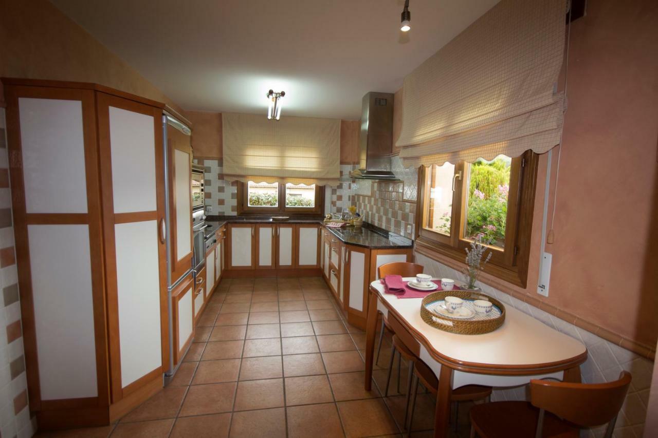 El Chalet Del Golf Urturi Luaran gambar