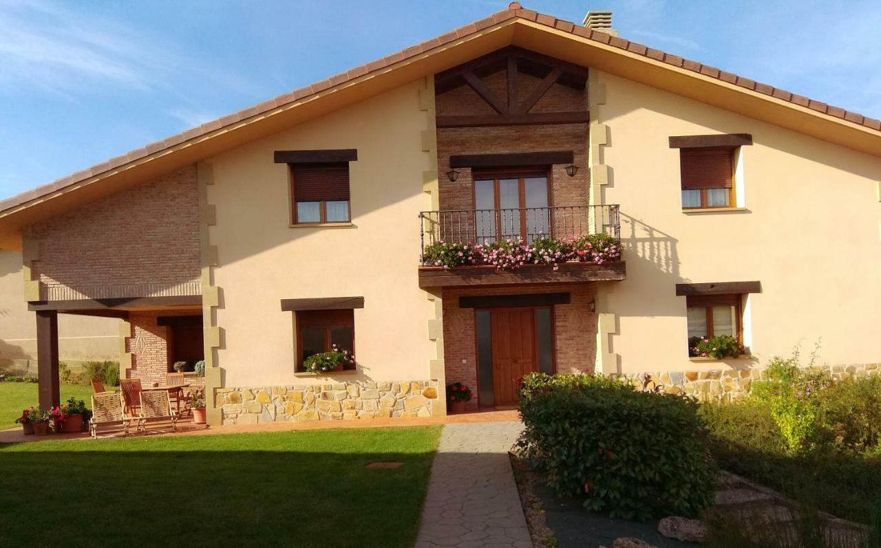 El Chalet Del Golf Urturi Luaran gambar